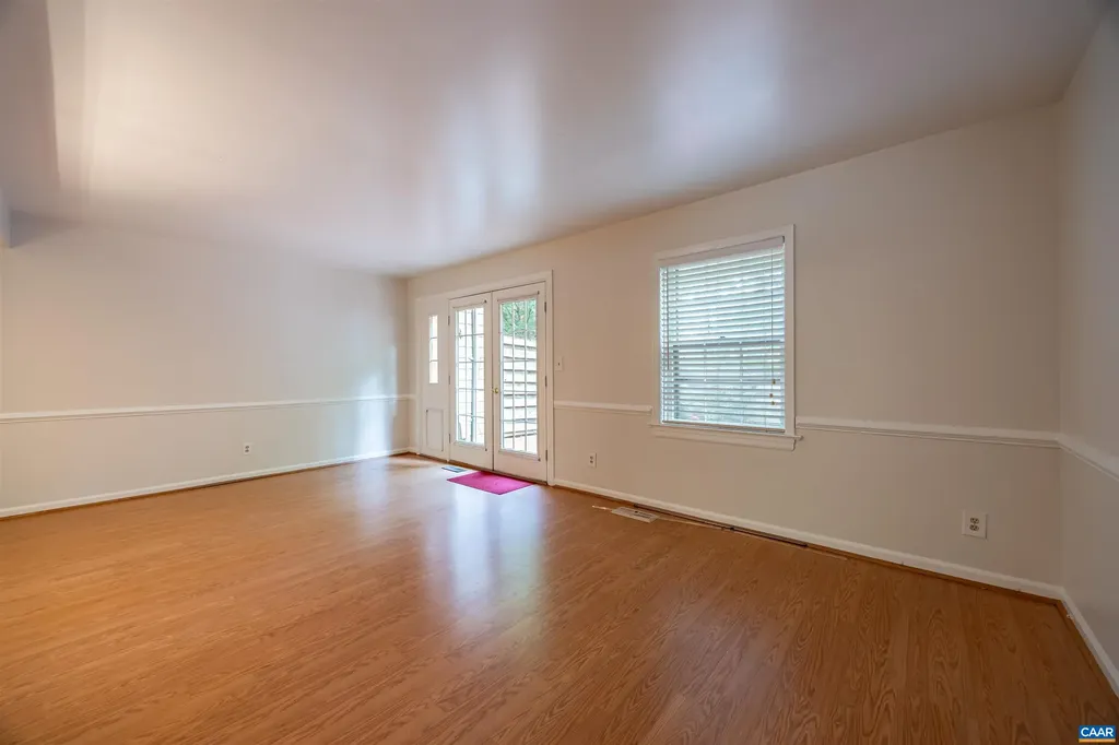 13 Georgetown Green Charlottesville VA 22901