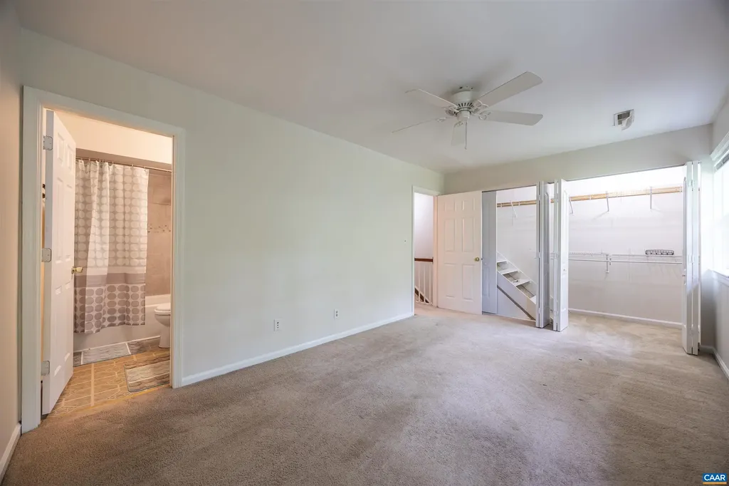 13 Georgetown Green Charlottesville VA 22901