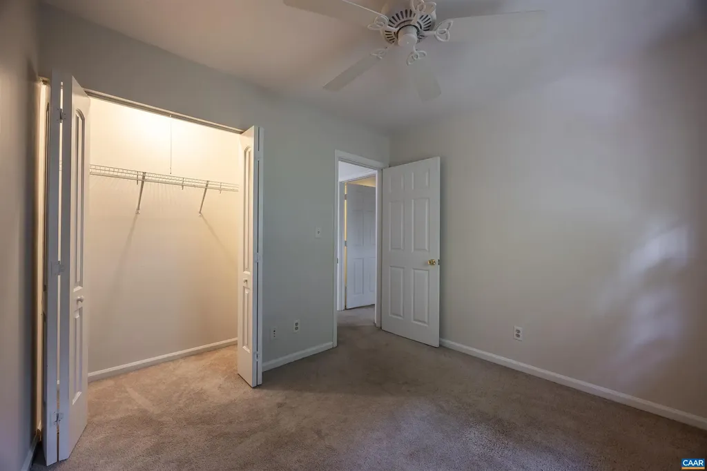 13 Georgetown Green Charlottesville VA 22901