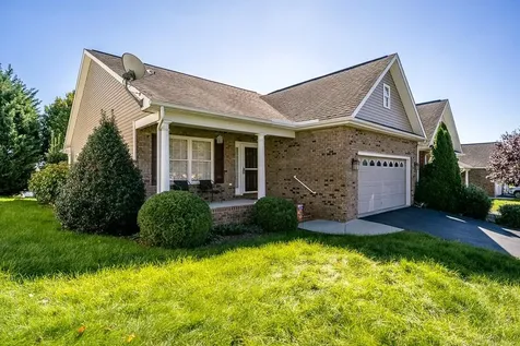 435 Hickory Grove Circle Harrisonburg VA 22801