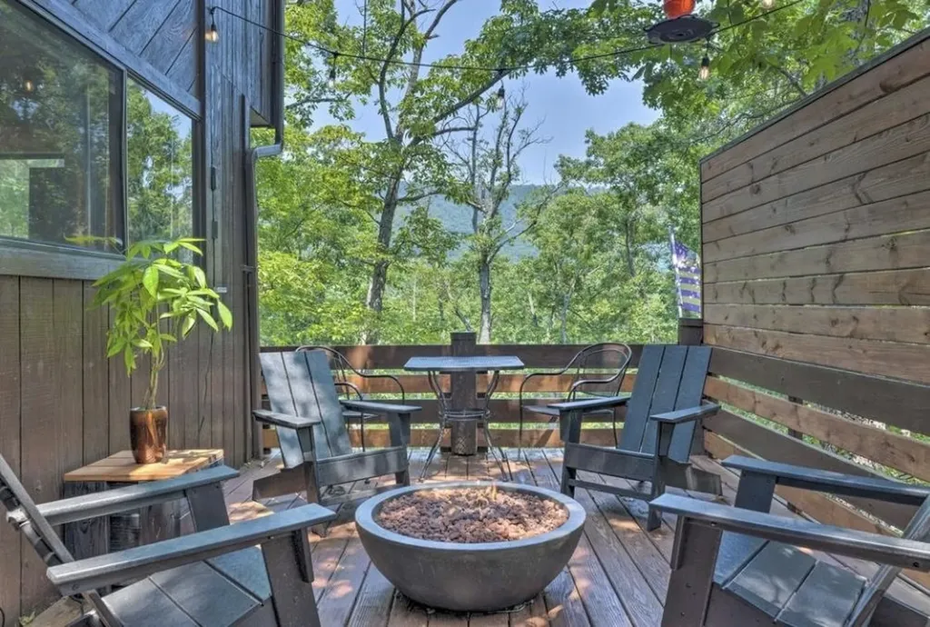 3774 Ericksen Circle Mcgaheysville VA 22840