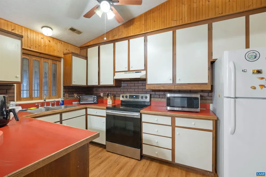 875 Jefferson Drive Palmyra VA 22963