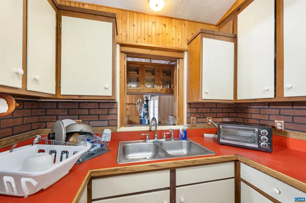 875 Jefferson Drive Palmyra VA 22963