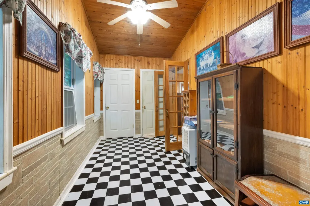 875 Jefferson Drive Palmyra VA 22963