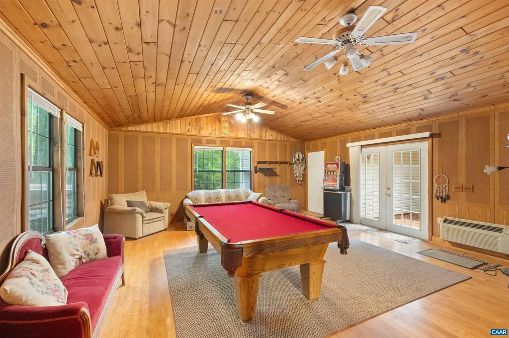 875 Jefferson Drive Palmyra VA 22963