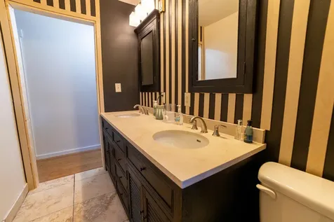 802 Ninth Street Shenandoah VA 22849