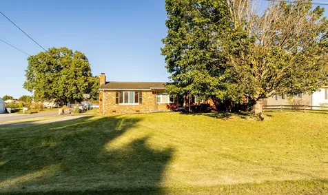 802 Ninth Street Shenandoah VA 22849