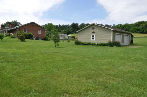 699 Old White Hill Road Stuarts Draft VA 24477