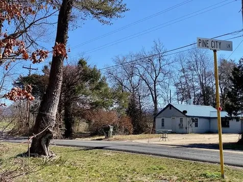 Tbd Howardsville Turnpike Stuarts Draft VA 24477