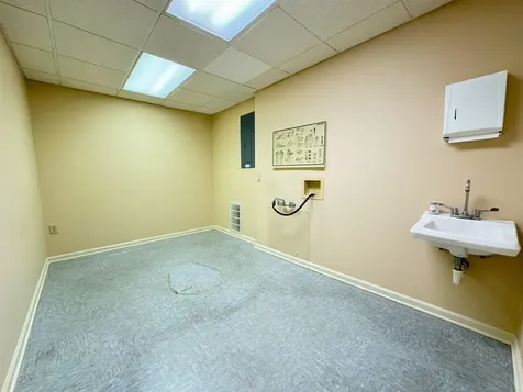 100 Mactanly Place Staunton VA 24401