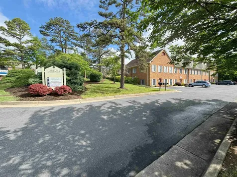 100 Mactanly Place Staunton VA 24401