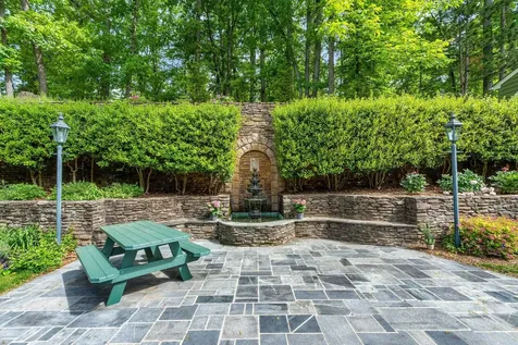 104 Woodland Drive Staunton VA 24401