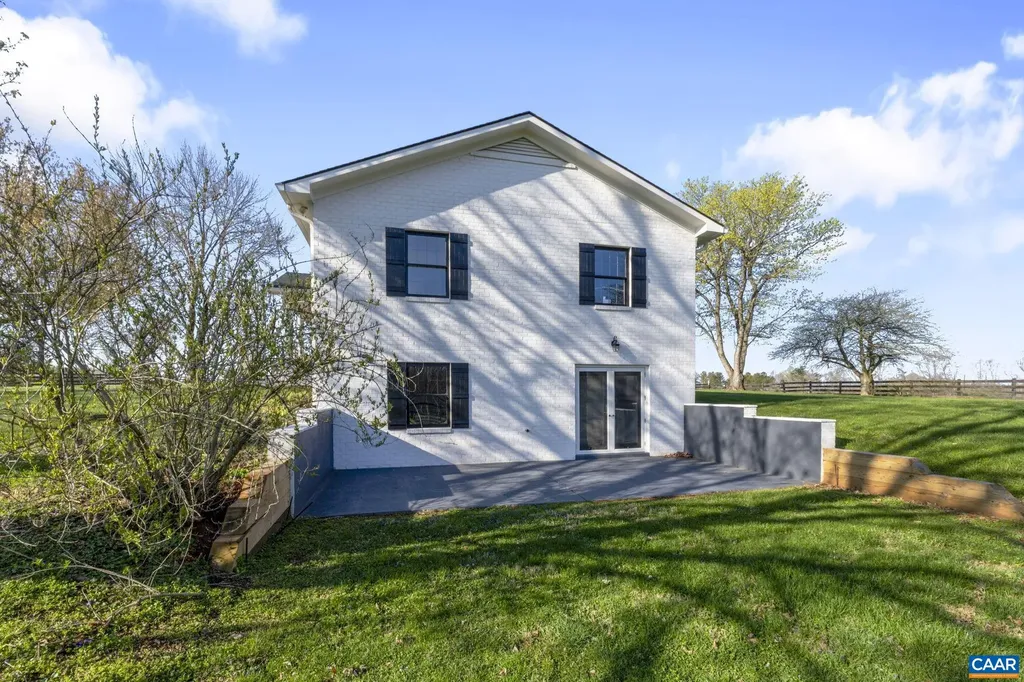 912 Shores Road Palmyra VA 22963