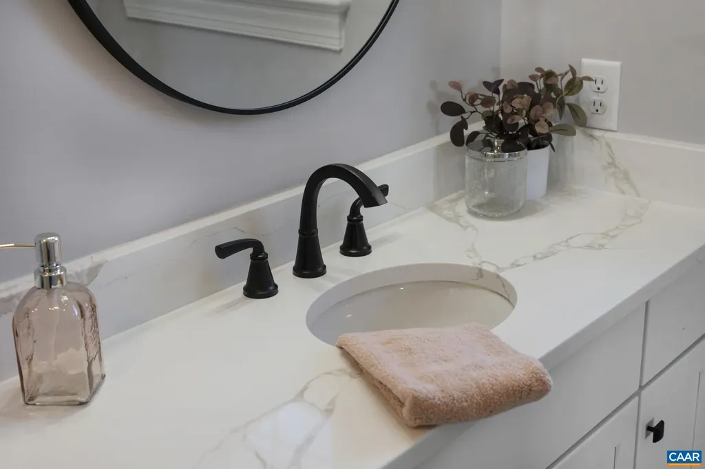 912 Shores Road Palmyra VA 22963