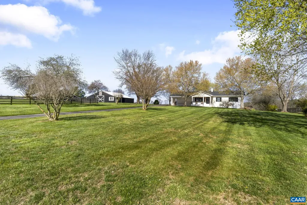 912 Shores Road Palmyra VA 22963