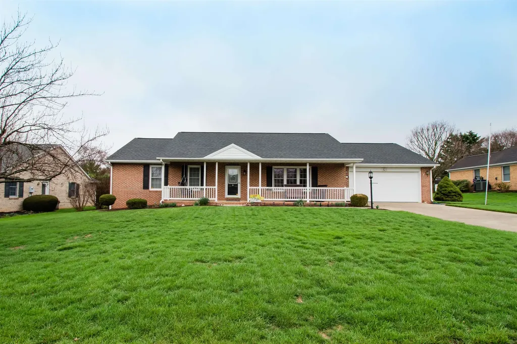 765 Oak Tree Lane Rockingham VA 22801