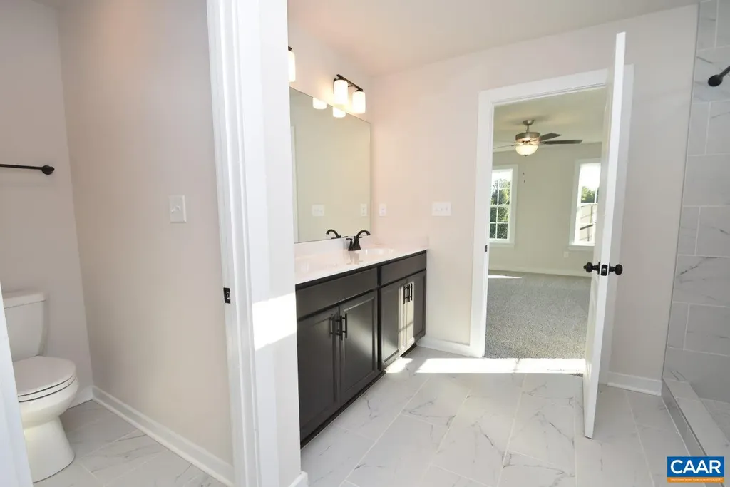 1783 Hollands Road Palmyra VA 22963