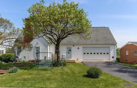 1703 Mulberry Street Waynesboro VA 22980