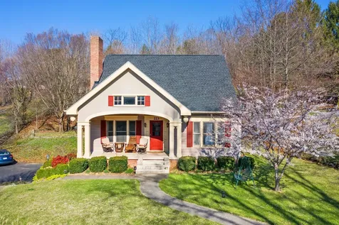 223 Meadowbrook Road Staunton VA 24401
