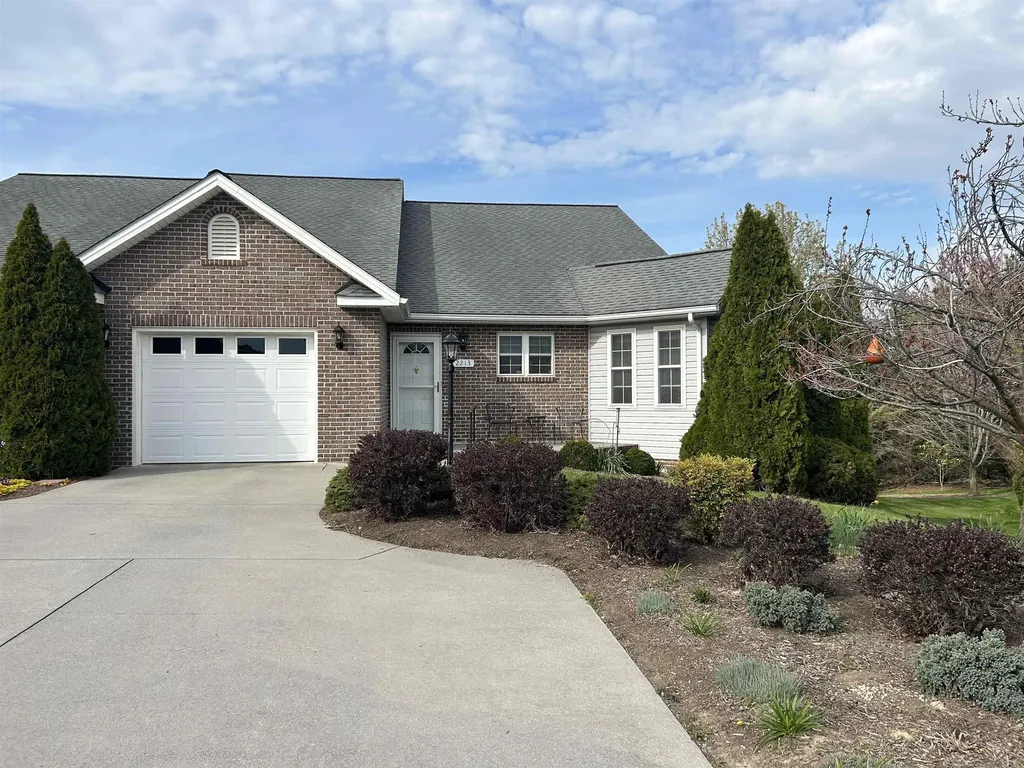 2213 Lake Terrace Drive Harrisonburg VA 22802