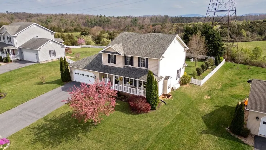 120 Wexford Street Staunton VA 24401