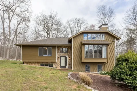 219 Piney Lane Mcgaheysville VA 22840