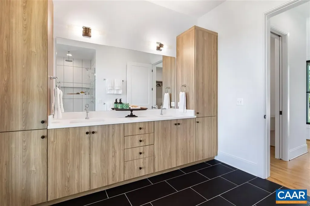 310 Goodloe Lane Afton VA 22920