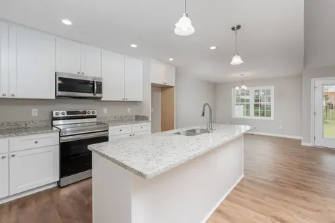 109 Lake View Circle Waynesboro VA 22980