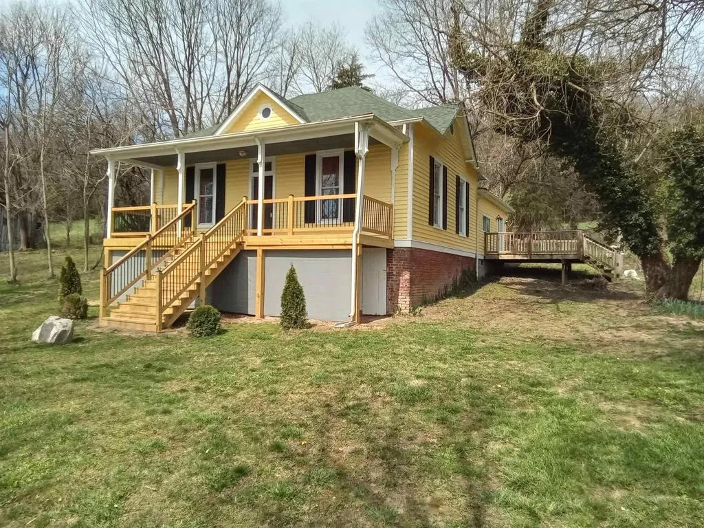 1065 River Road New Market VA 22844