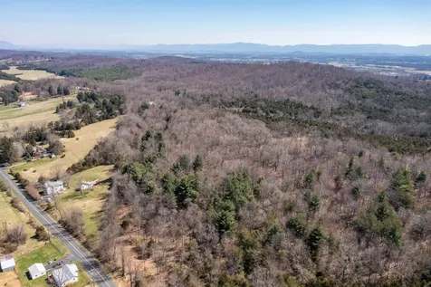 4 Crown Ridge Berry Farm Road Staunton VA 24401