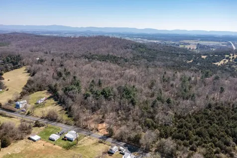 4 Crown Ridge Berry Farm Road Staunton VA 24401