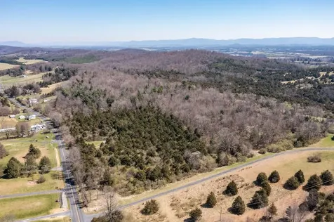 4 Crown Ridge Berry Farm Road Staunton VA 24401