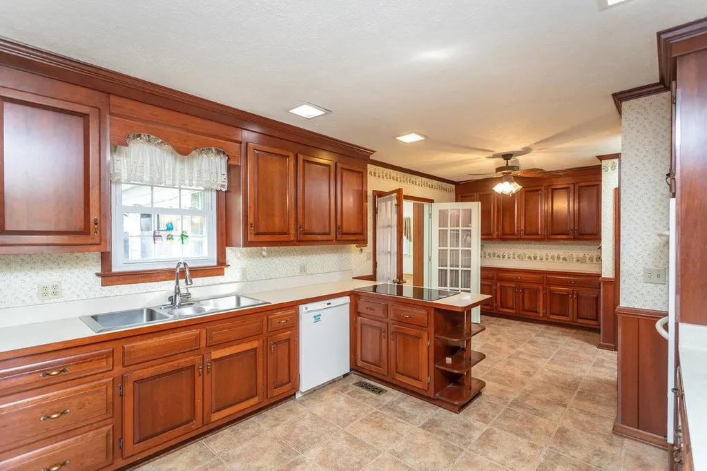 71 First Street Fishersville VA 22939