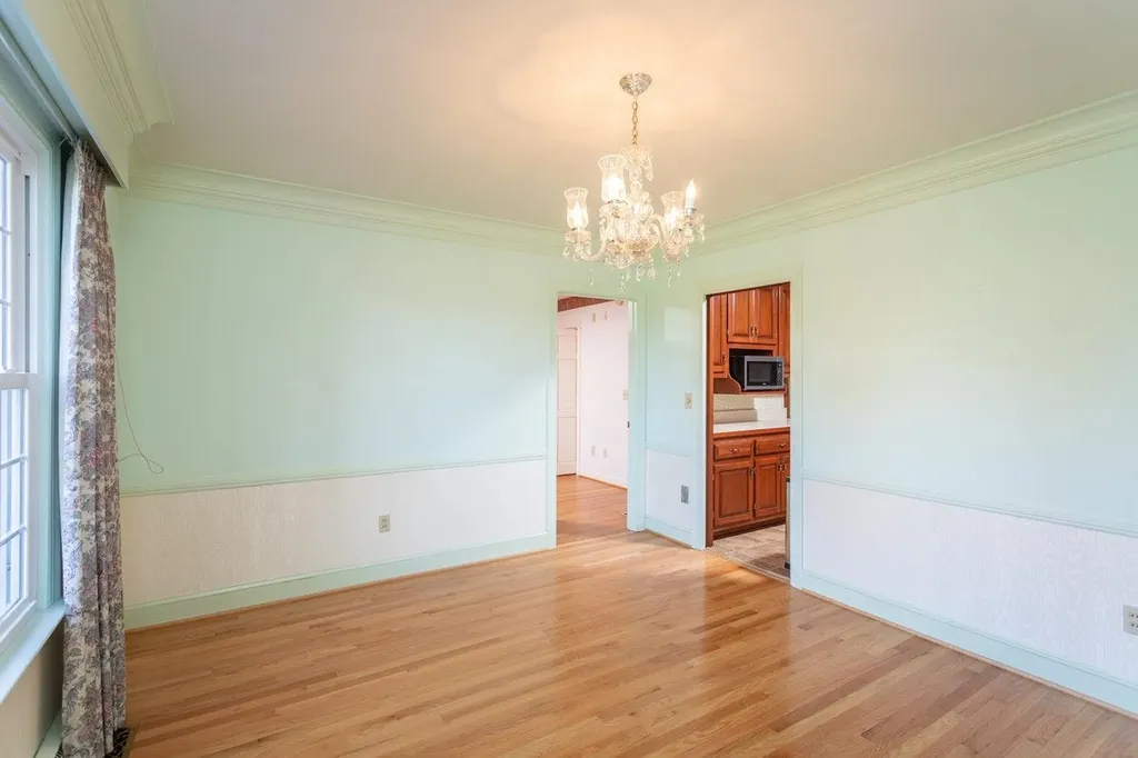 71 First Street Fishersville VA 22939