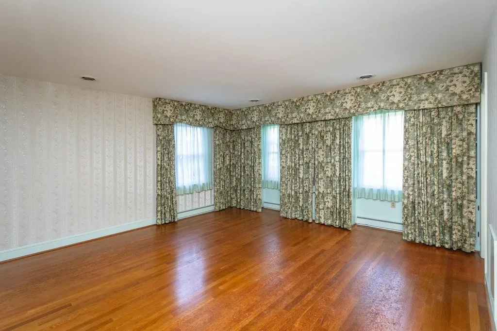 71 First Street Fishersville VA 22939