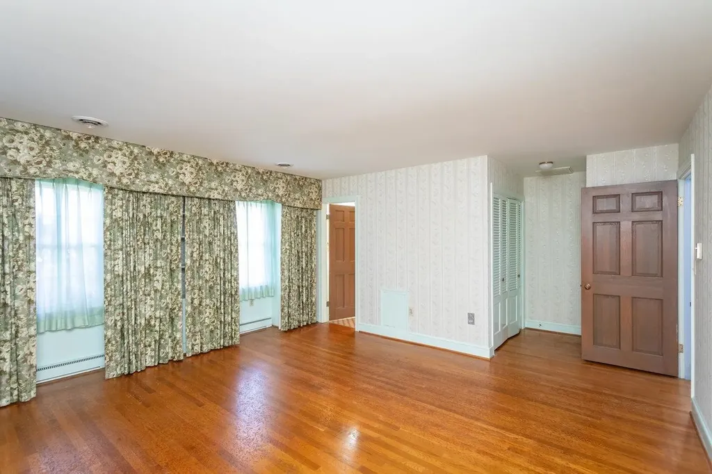 71 First Street Fishersville VA 22939