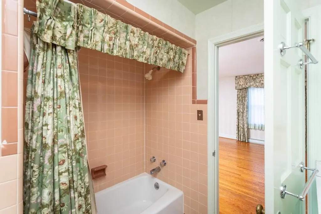 71 First Street Fishersville VA 22939