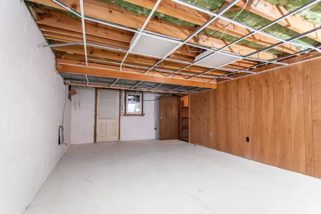 71 First Street Fishersville VA 22939