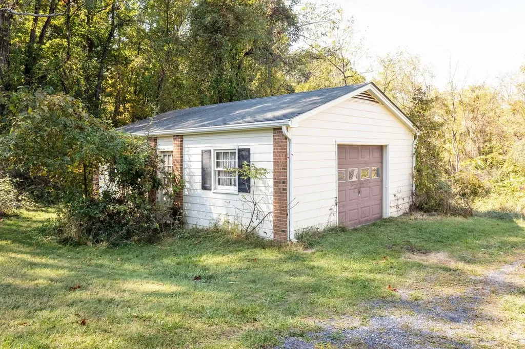 71 First Street Fishersville VA 22939