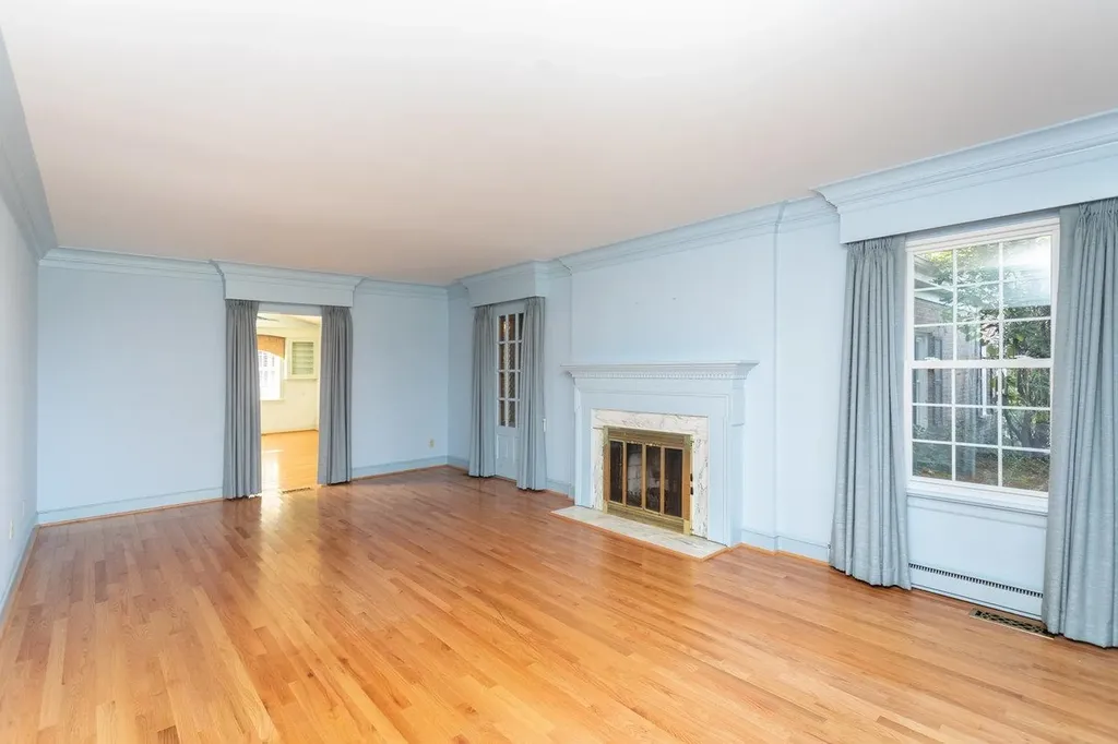 71 First Street Fishersville VA 22939