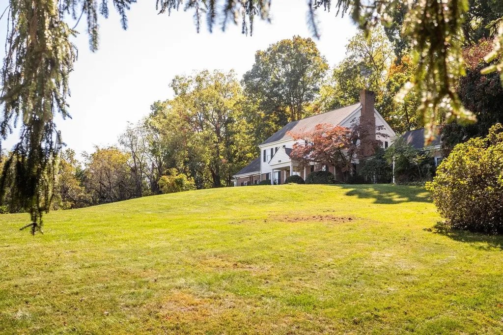 71 First Street Fishersville VA 22939