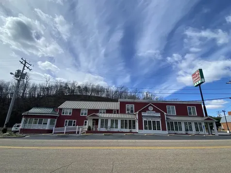 74 Rowe Road Staunton VA 24401