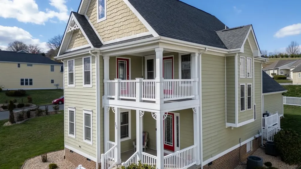 345 Windsor Drive Fishersville VA 22939