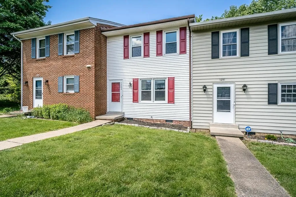 1283 Country Club Court Harrisonburg VA 22802