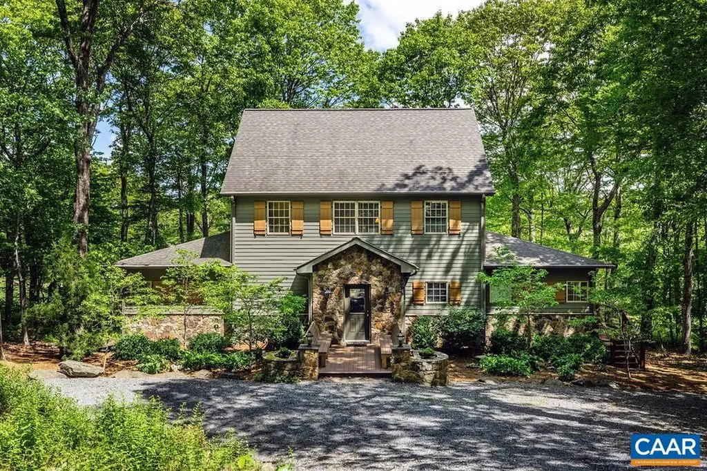 29 Rock Dove Lane Roseland VA 22967