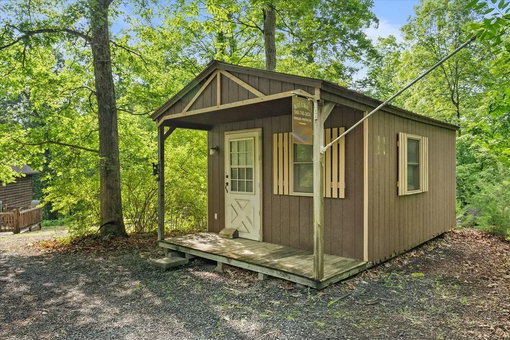 140 Rocky Mountain Lane New Market VA 22844