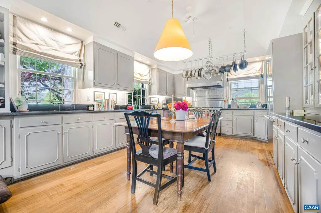 13326 Chicken Mountain Road Orange VA 22960