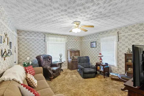 344 Freemason Run Road Mount Solon VA 22843