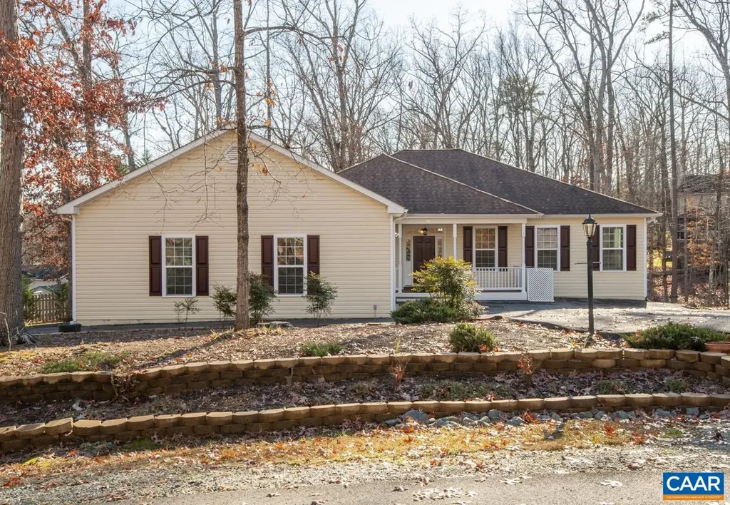 73 Bridlewood Drive Palmyra VA 22963