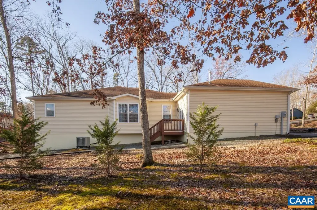 73 Bridlewood Drive Palmyra VA 22963